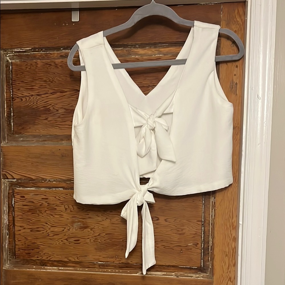 Handmade Chic White Tie-Back Tank Top